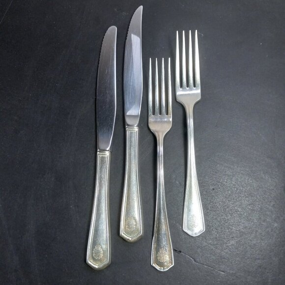 Canadian Armed Forces Vintage Flatware Lot Silver Plated Oneida 2 Forks 2 Knives - Picture 1 of 9